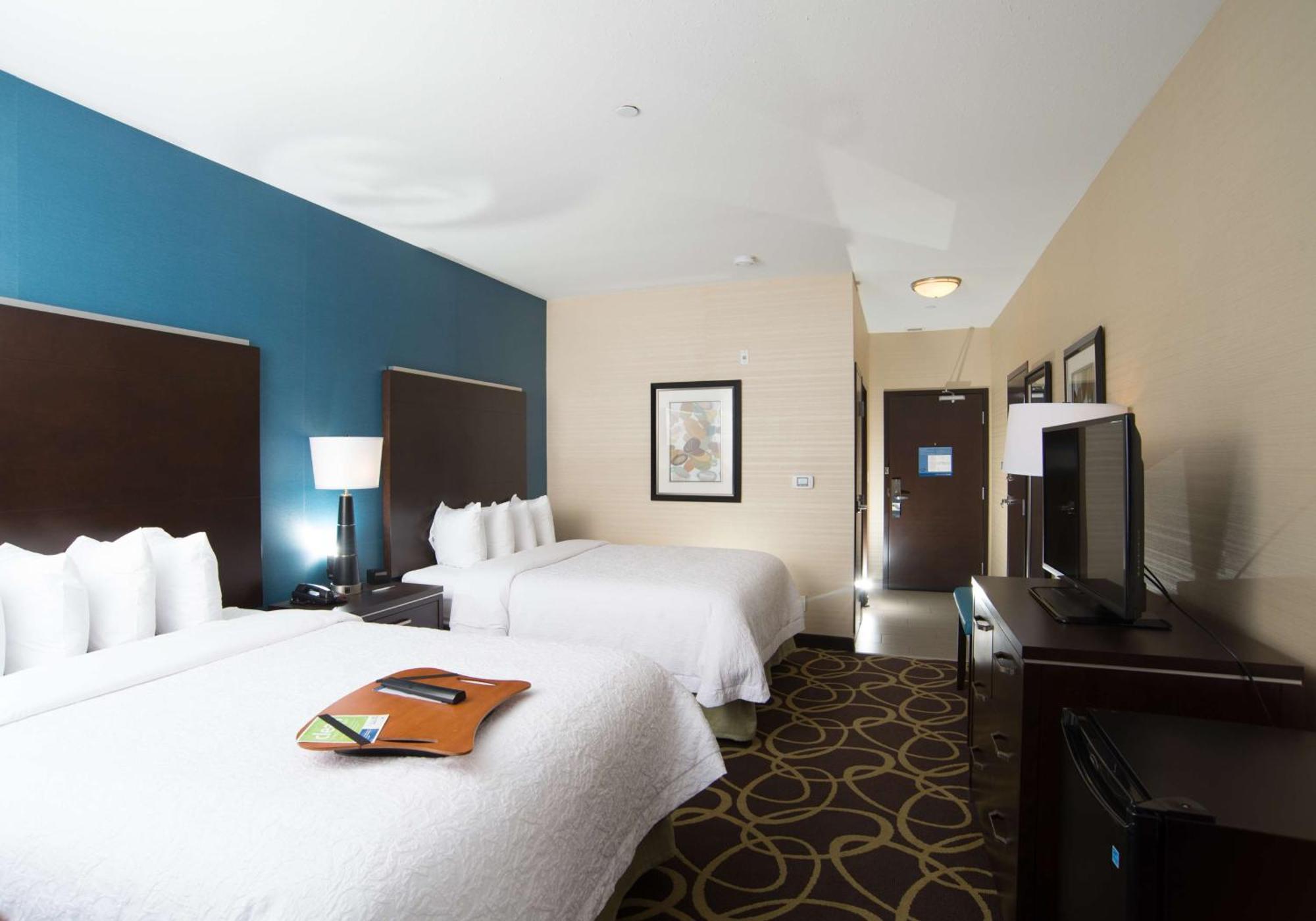 Hampton Inn & Suites East Gate Regina Esterno foto